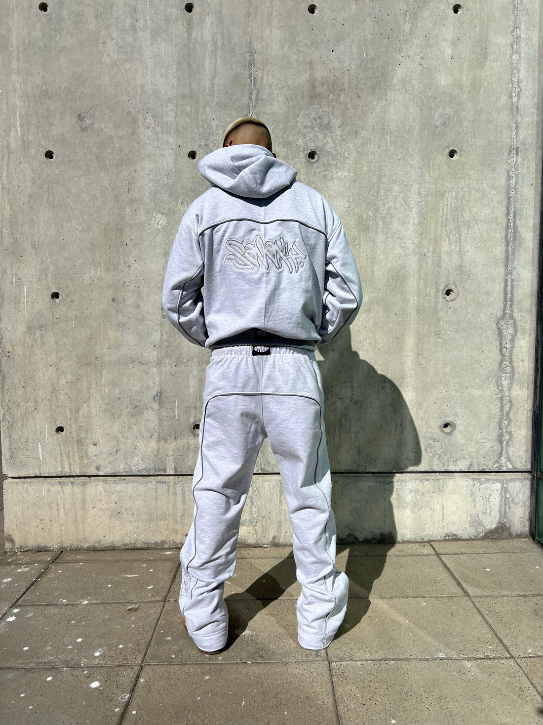 99 RÉFLEX TRACKSUIT